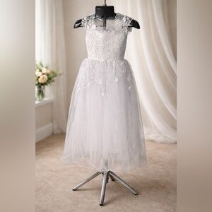 White Flower Girl Dress | Youth 8 | Lace Applique Tulle Wedding | NWT